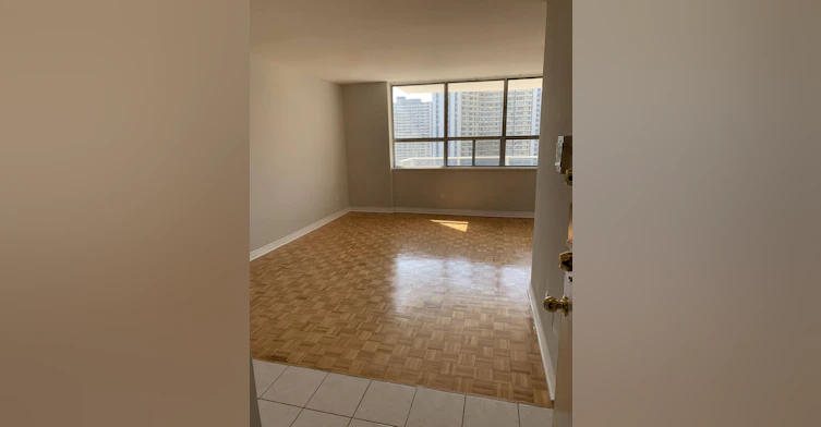 77 Howard Street, Toronto, ON, M4X 1J9 - 12