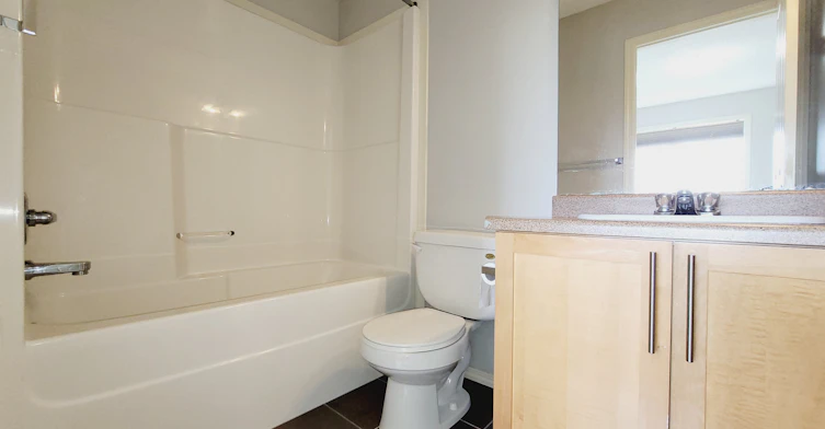 20-2051 Towne Centre Boulevard NW, Edmonton, AB, T6R 0G8 - 9