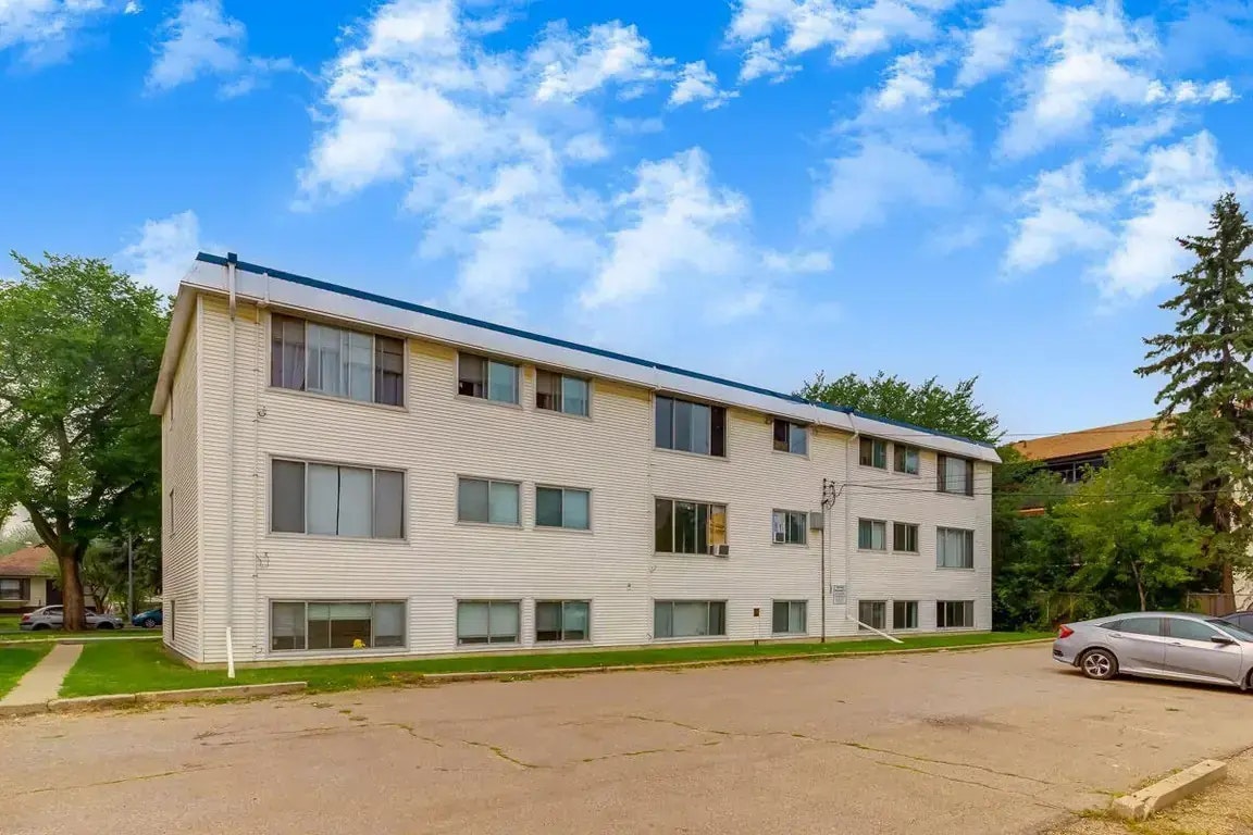 102-10829 113 Street NW, Edmonton, AB, T5H 3J1 - 17