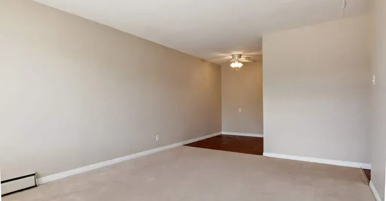 102-10829 113 Street NW, Edmonton, AB, T5H 3J1 - 7
