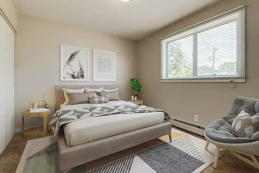 104-10829 113 Street NW, Edmonton, AB, T5H 3J1 - 2