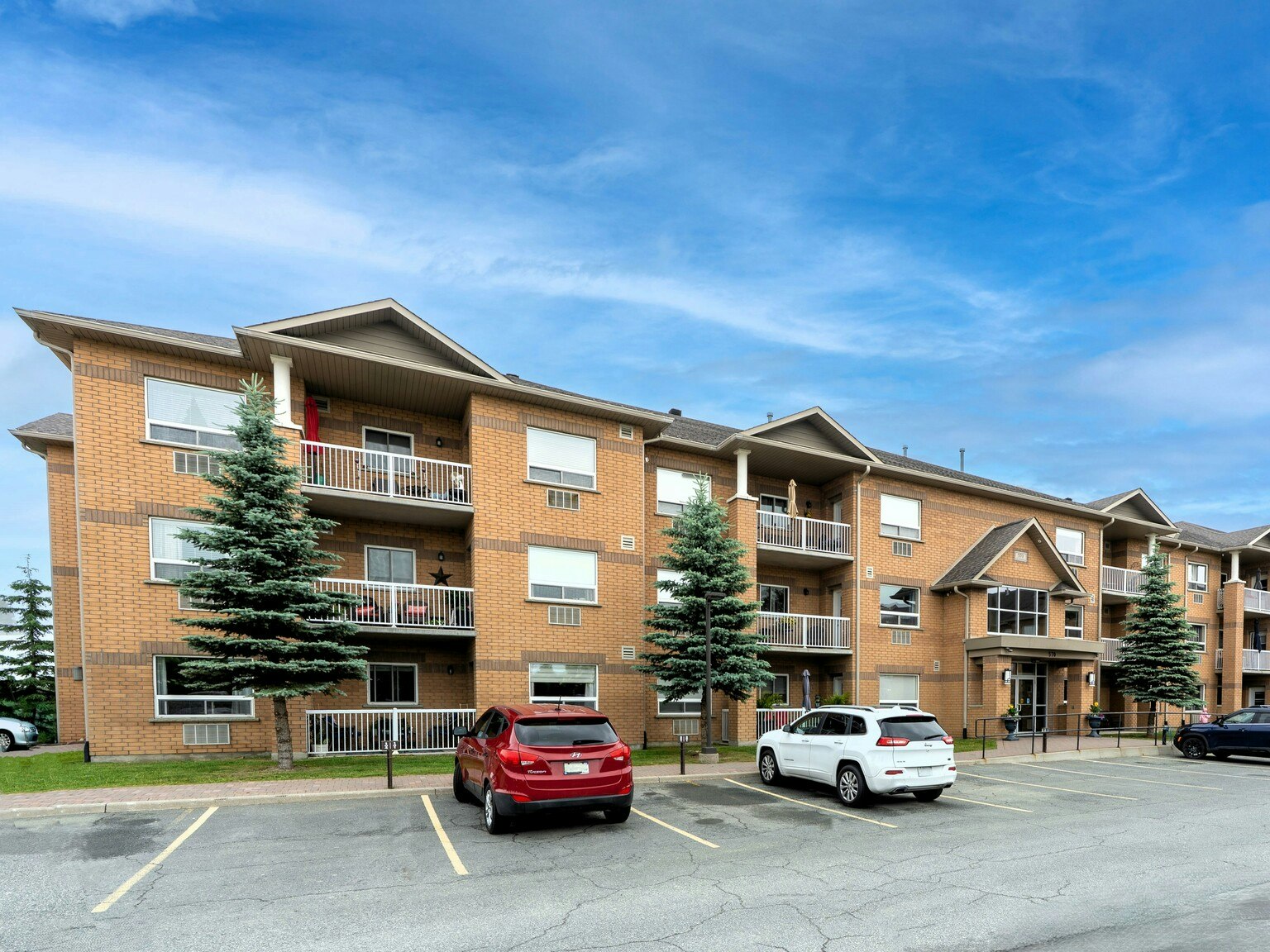570-208-570 Notre Dame Street West, Greater Sudbury, ON, P0M 1B0