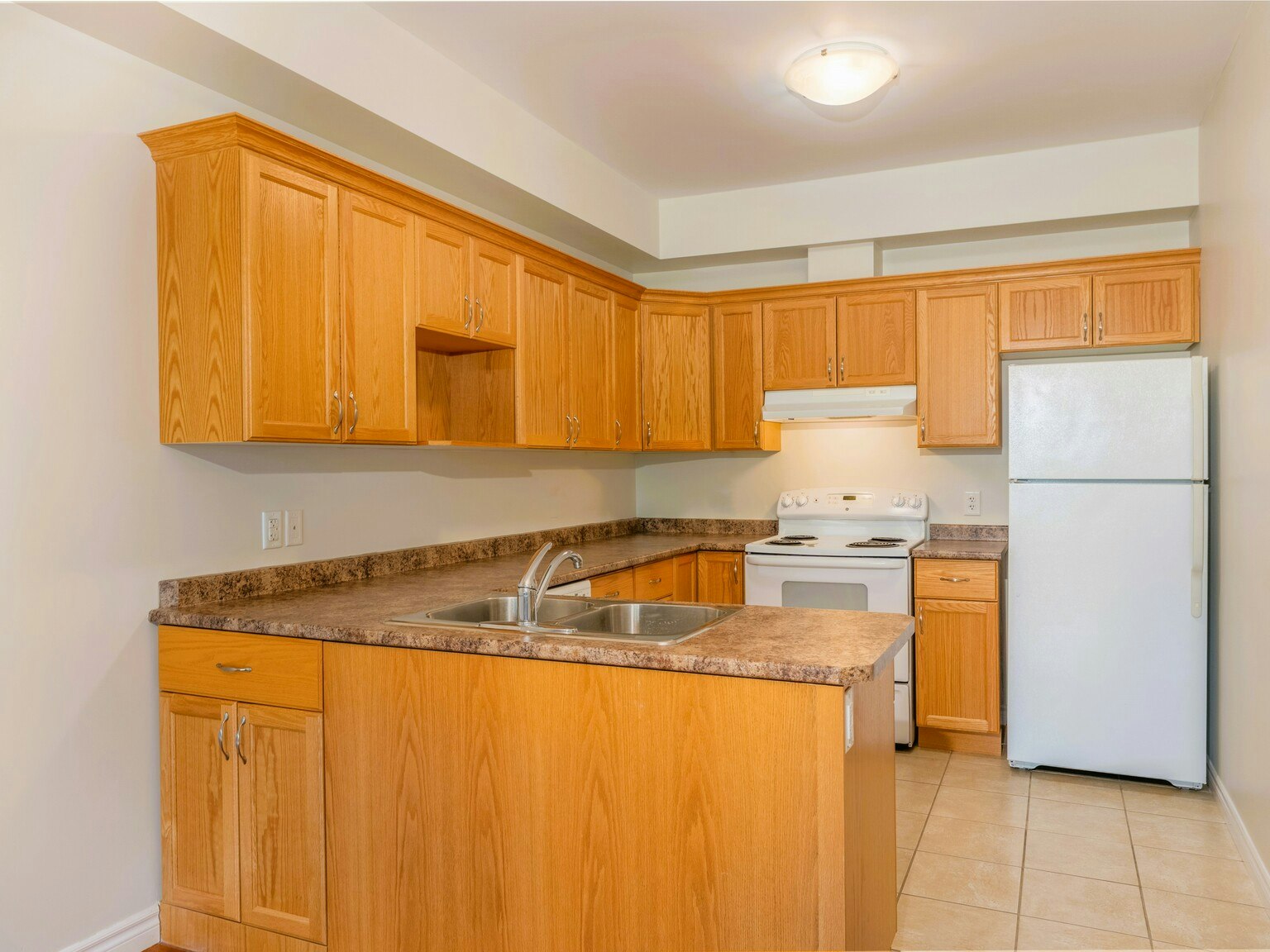 570-208-570 Notre Dame Street West, Greater Sudbury, ON, P0M 1B0 - 8