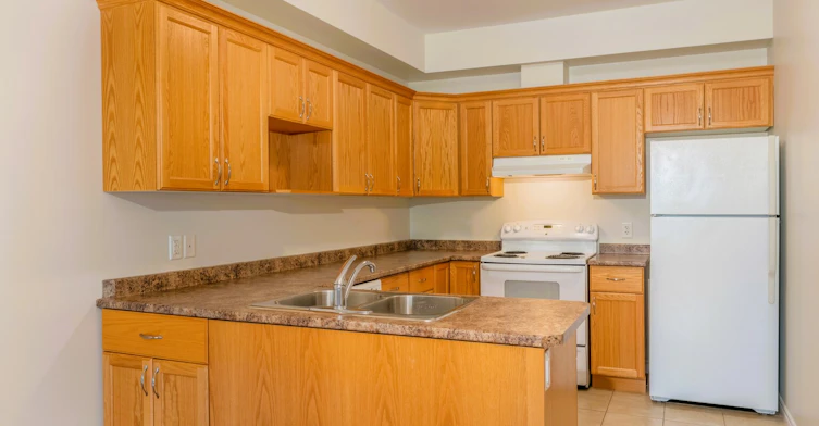 570-208-570 Notre Dame Street West, Greater Sudbury, ON, P0M 1B0 - 8