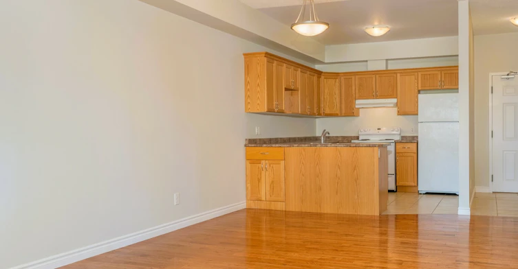 570-208-570 Notre Dame Street West, Greater Sudbury, ON, P0M 1B0 - 9