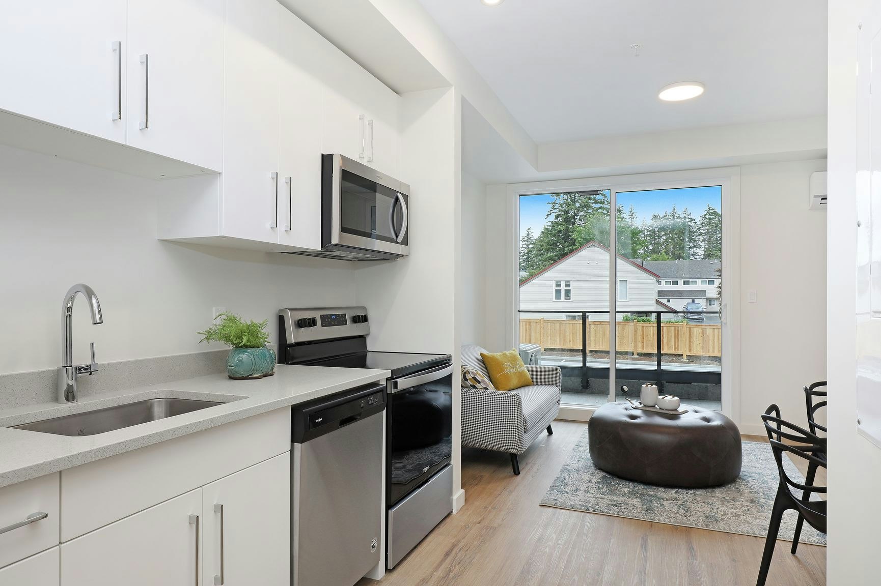 407-302 Birch Street, Campbell River, BC, V9W 0G1 - 2