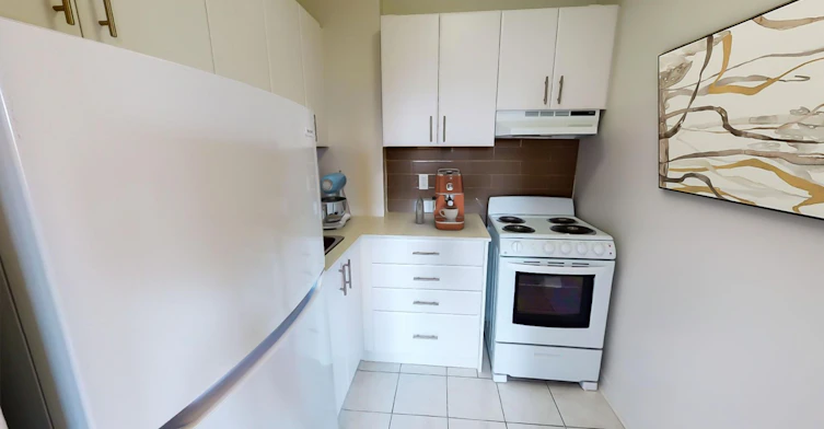 240 Wellesley Street E, Toronto, ON, M4X 1G5 - 4