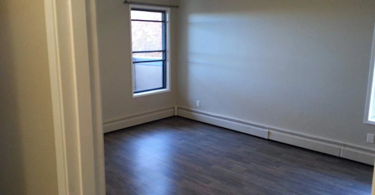 15805 Beaumaris Road, Edmonton, AB, T5X 5H1 - 2