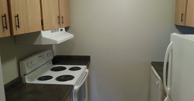 15805 Beaumaris Road, Edmonton, AB, T5X 5H1 - 2