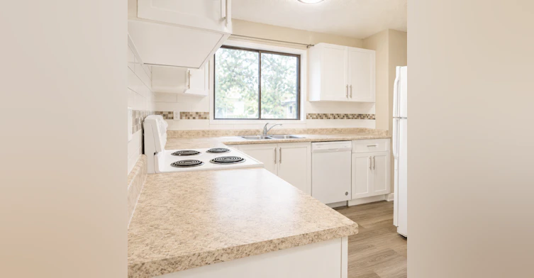 91 158 Avenue, Edmonton, AB, T5X 5L3 - 2