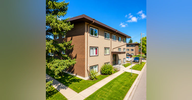 7010 101 Avenue, Edmonton, AB, T6A 0H7