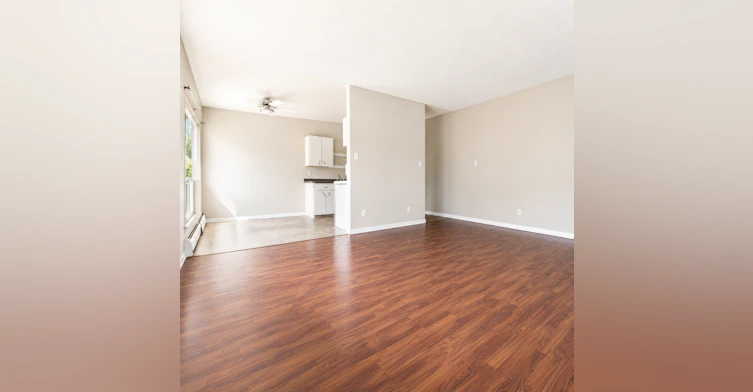 7010 101 Avenue, Edmonton, AB, T6A 0H7 - 3