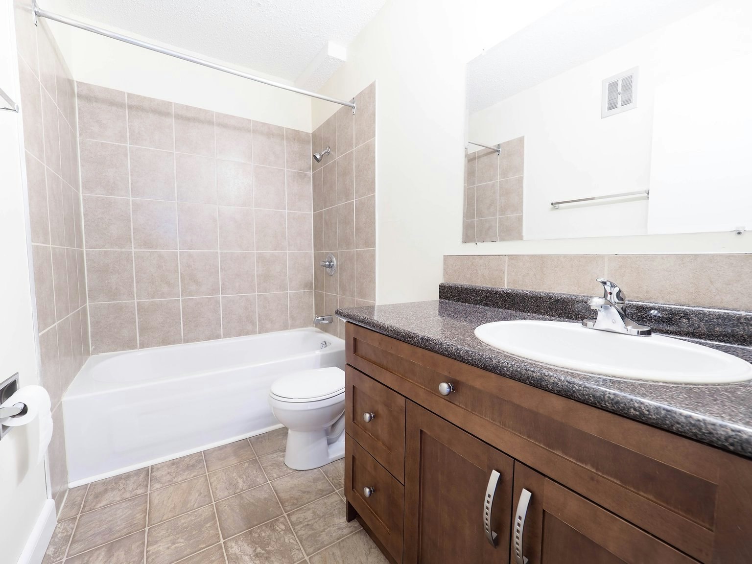 10712 University Avenue, Edmonton, AB, T6E 4P9 - 5