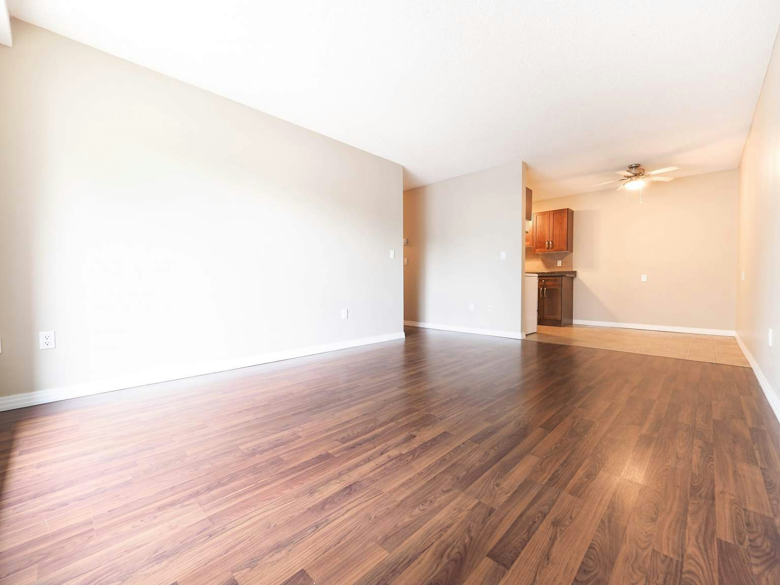 11012 82 Avenue, Edmonton, AB, T6G 2P6 - 6