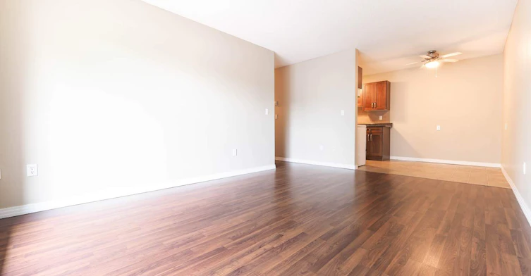 11012 82 Avenue, Edmonton, AB, T6G 2P6 - 6