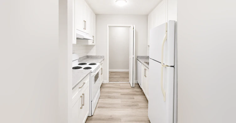 10604 29 Avenue, Edmonton, AB, T6J 4H6 - 3