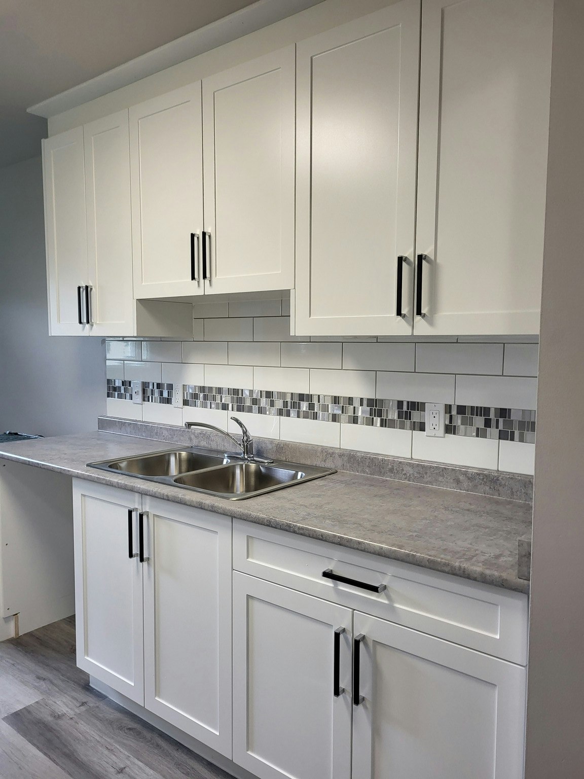 6707 92 Avenue, Edmonton, AB, T6B 0S3 - 3