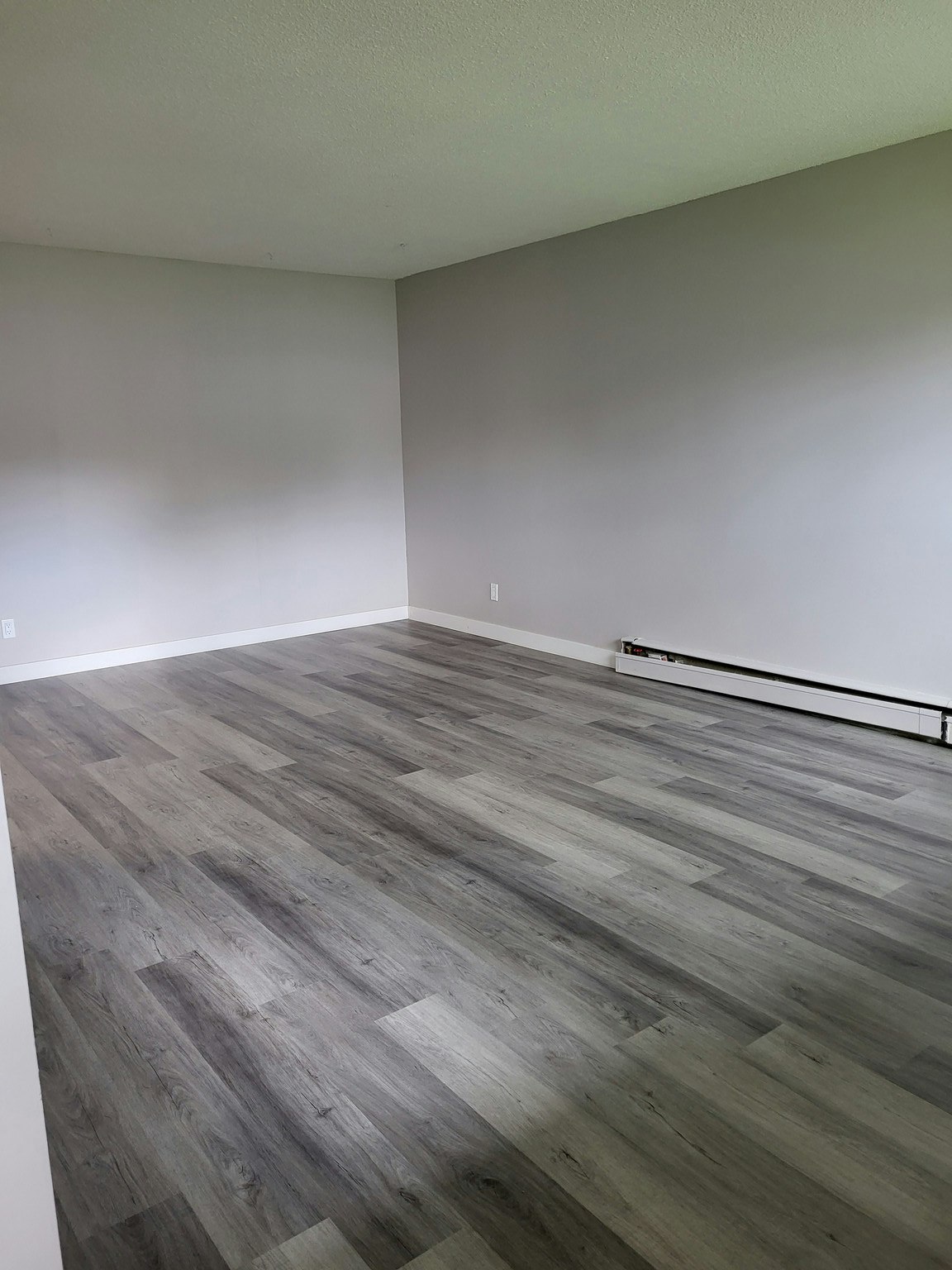 6707 92 Avenue, Edmonton, AB, T6B 0S3