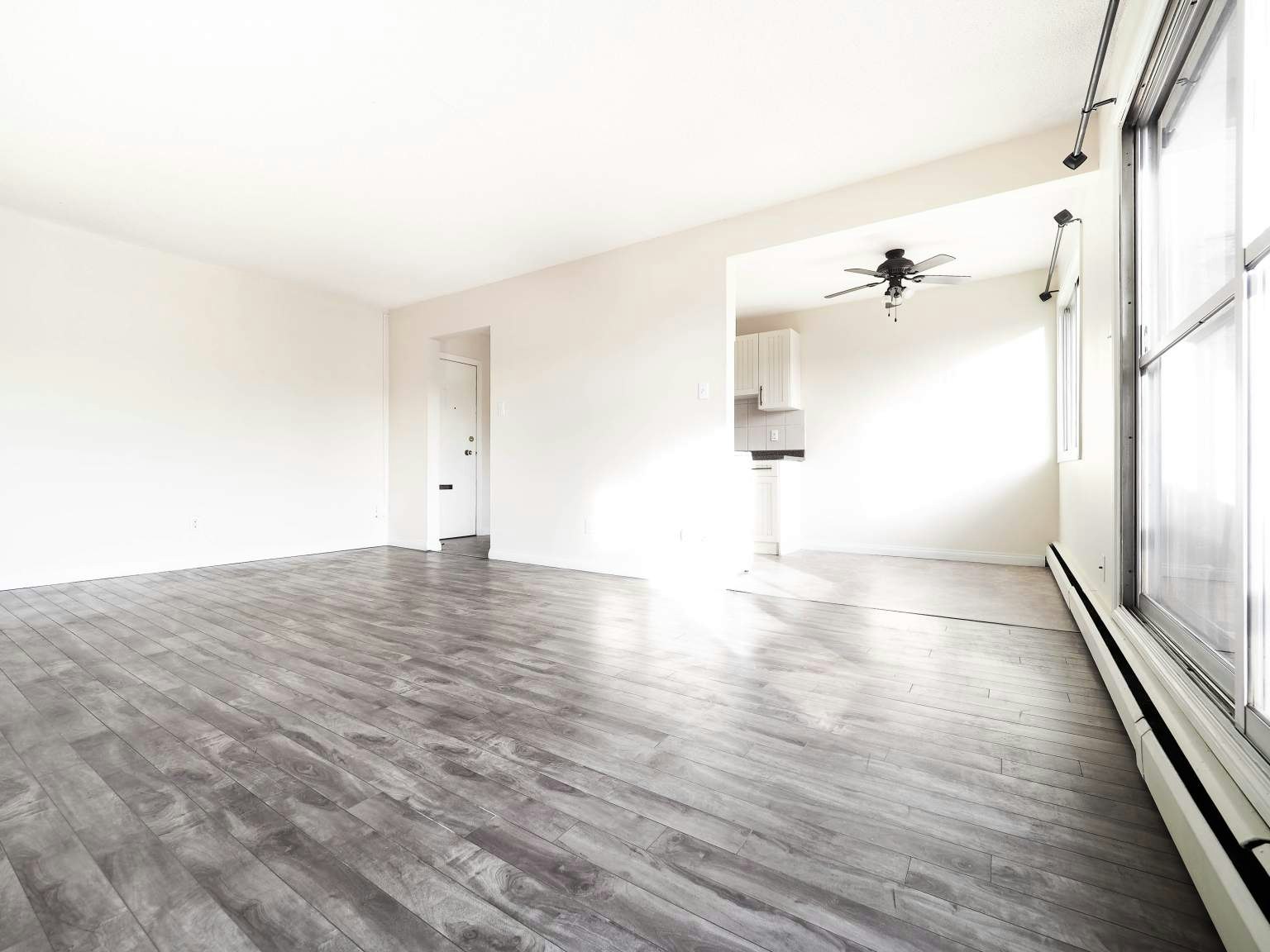 8205 86 Avenue, Edmonton, AB, T6C 1J3 - 2