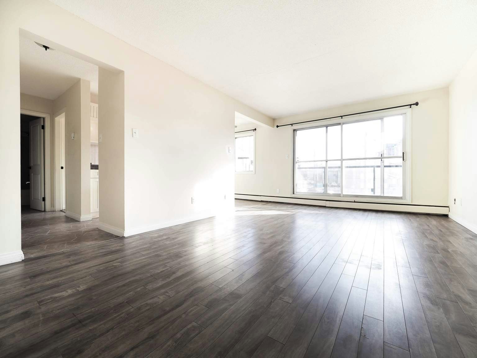 8205 86 Avenue, Edmonton, AB, T6C 1J3 - 3