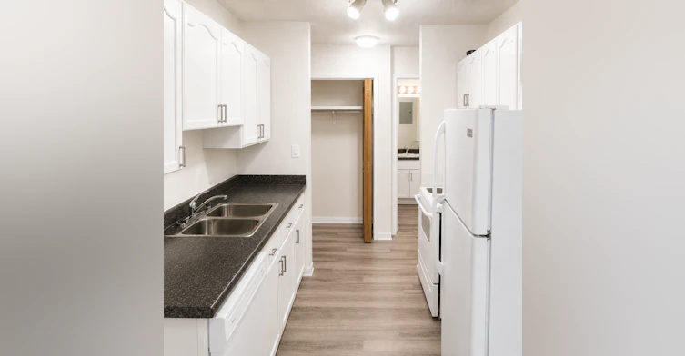 3520 Mill Woods Road East Northwest, Edmonton, AB, T6K 0K2 - 2