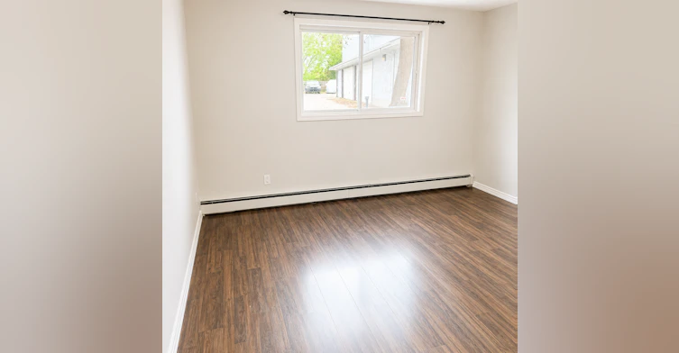 3520 Mill Woods Road East Northwest, Edmonton, AB, T6K 0K2 - 5