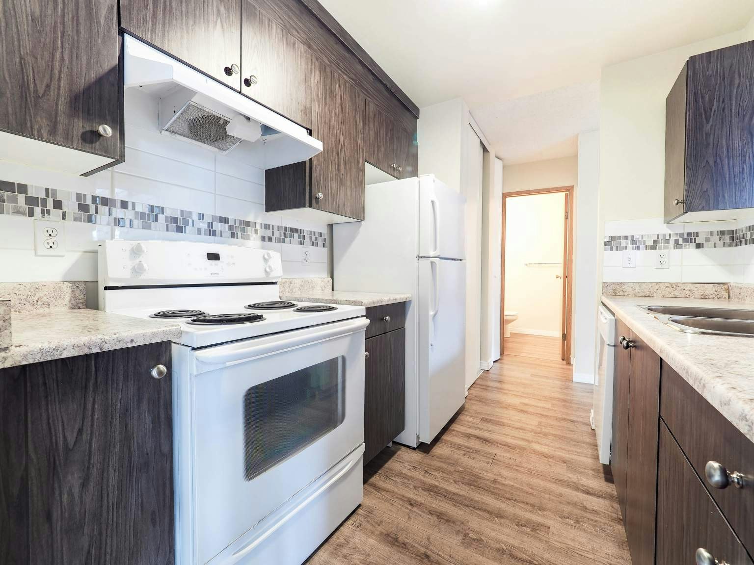 1204 54 Street, Edmonton, AB, T6L 5L3 - 7