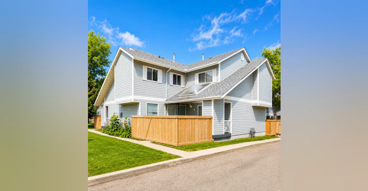 1204 54 Street, Edmonton, AB, T6L 5L3