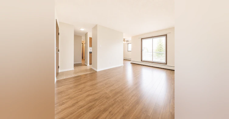1304 50 Street, Edmonton, AB, T6L 2G6 - 3