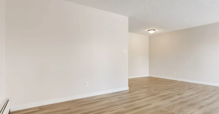 302-4810 60 Street, Camrose, AB, T4V 3B9 - 8