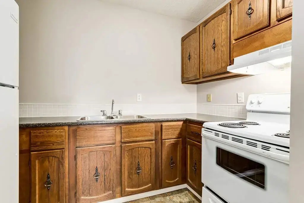 302-4810 60 Street, Camrose, AB, T4V 3B9 - 23