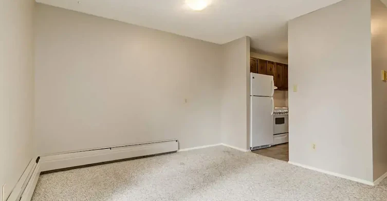 302-4810 60 Street, Camrose, AB, T4V 3B9 - 33