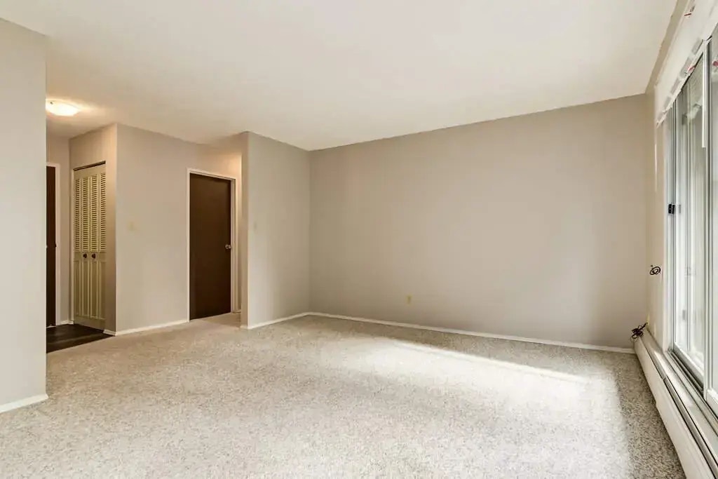 302-4810 60 Street, Camrose, AB, T4V 3B9 - 35