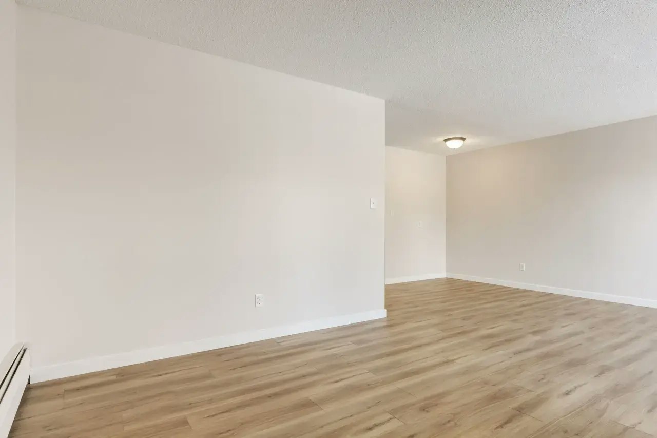 307-4810 60 Street, Camrose, AB, T4V 3B9 - 9
