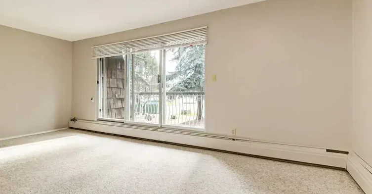 203-4810 60 Street, Camrose, AB, T4V 3B9 - 35