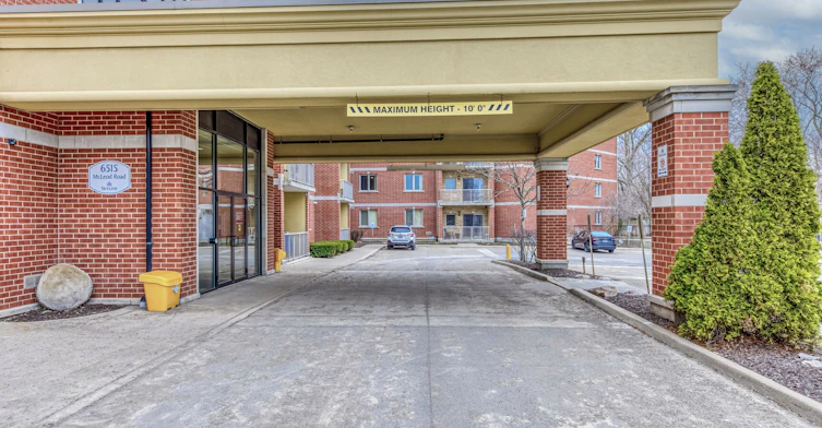 6515 Mcleod Road, Niagara Falls, ON, L2G 3G3 - 3