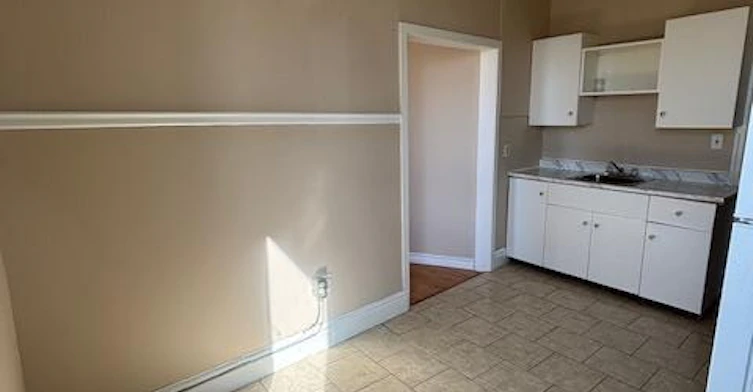 242 Christina Street S, Sarnia, ON, N7T 2N3 - 4