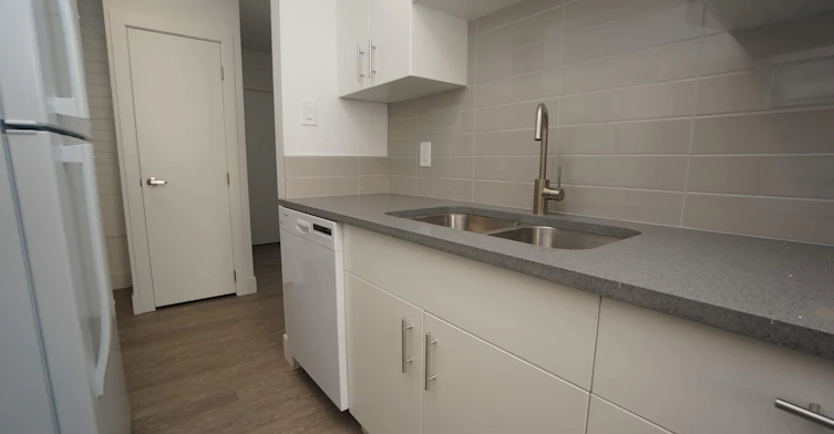1-10141 154 Street, Edmonton, AB, T5P 2H2 - 24