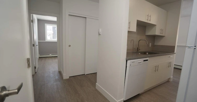1-10141 154 Street, Edmonton, AB, T5P 2H2 - 10