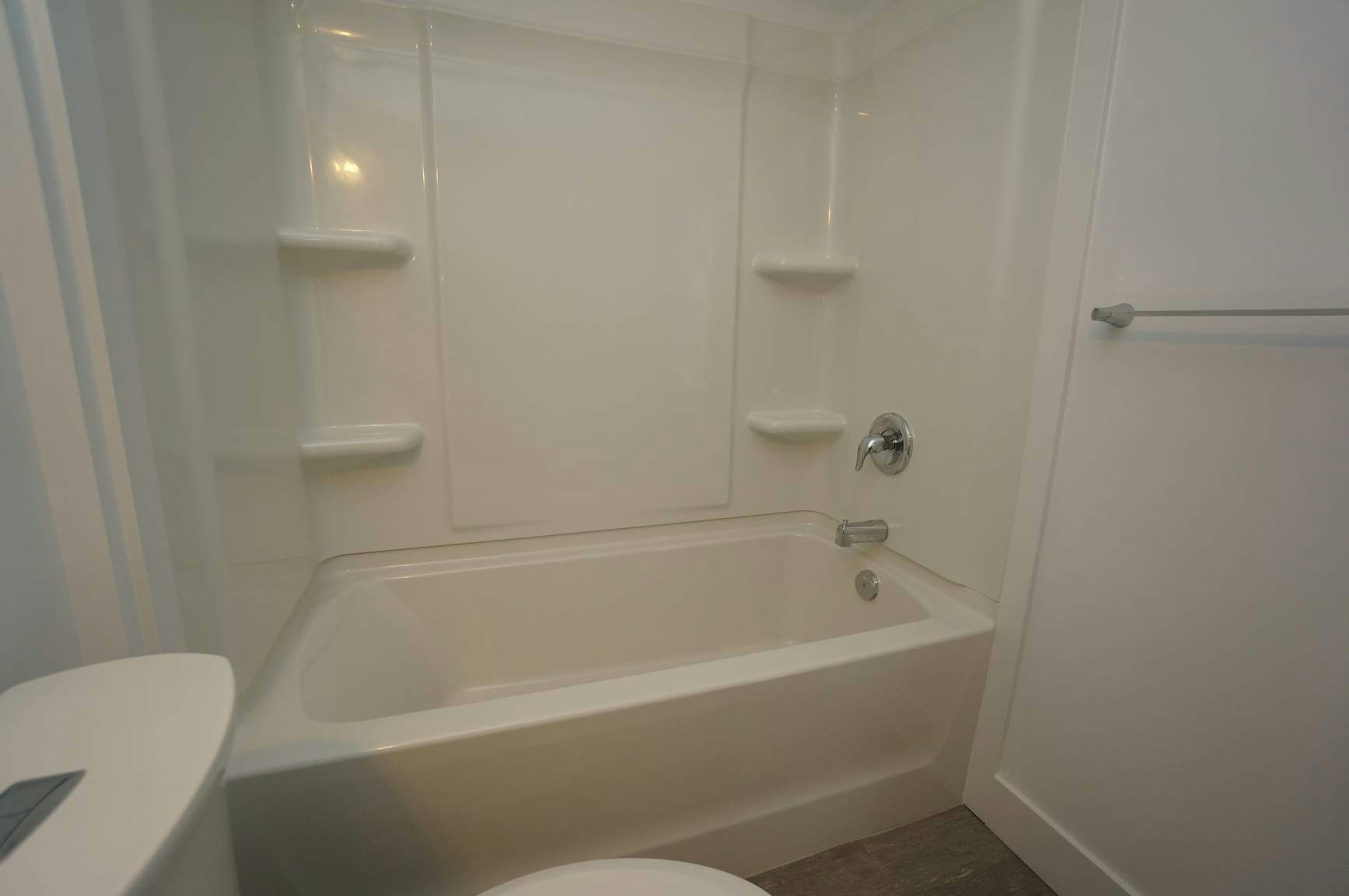 10141 154 Street, Edmonton, AB, T5P 2H2 - 13