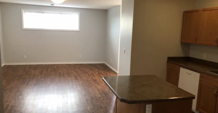 560 B-560 Toronto Street, Regina, SK, S4R 1M6 - 3