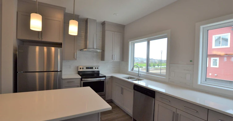 72-1010 Rabbit Hill Road SW, Edmonton, AB, T6W 4G7 - 3