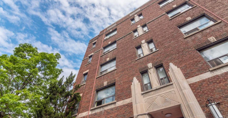 40 Earl Street, Toronto, ON, M4Y 1M3