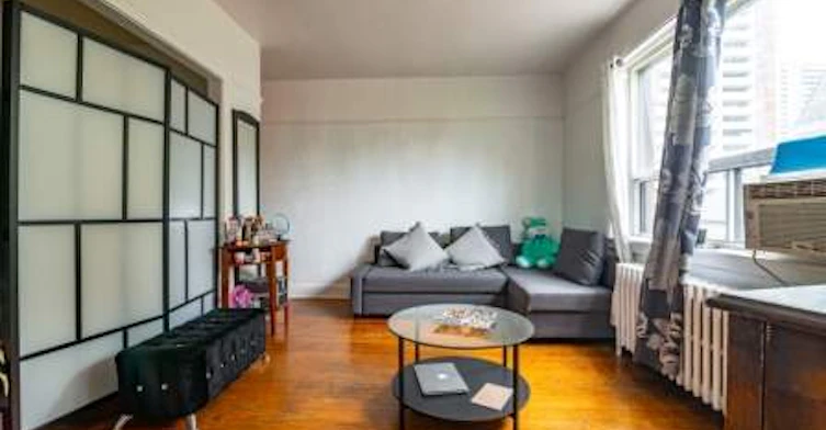 40 Earl Street, Toronto, ON, M4Y 1M3 - 4
