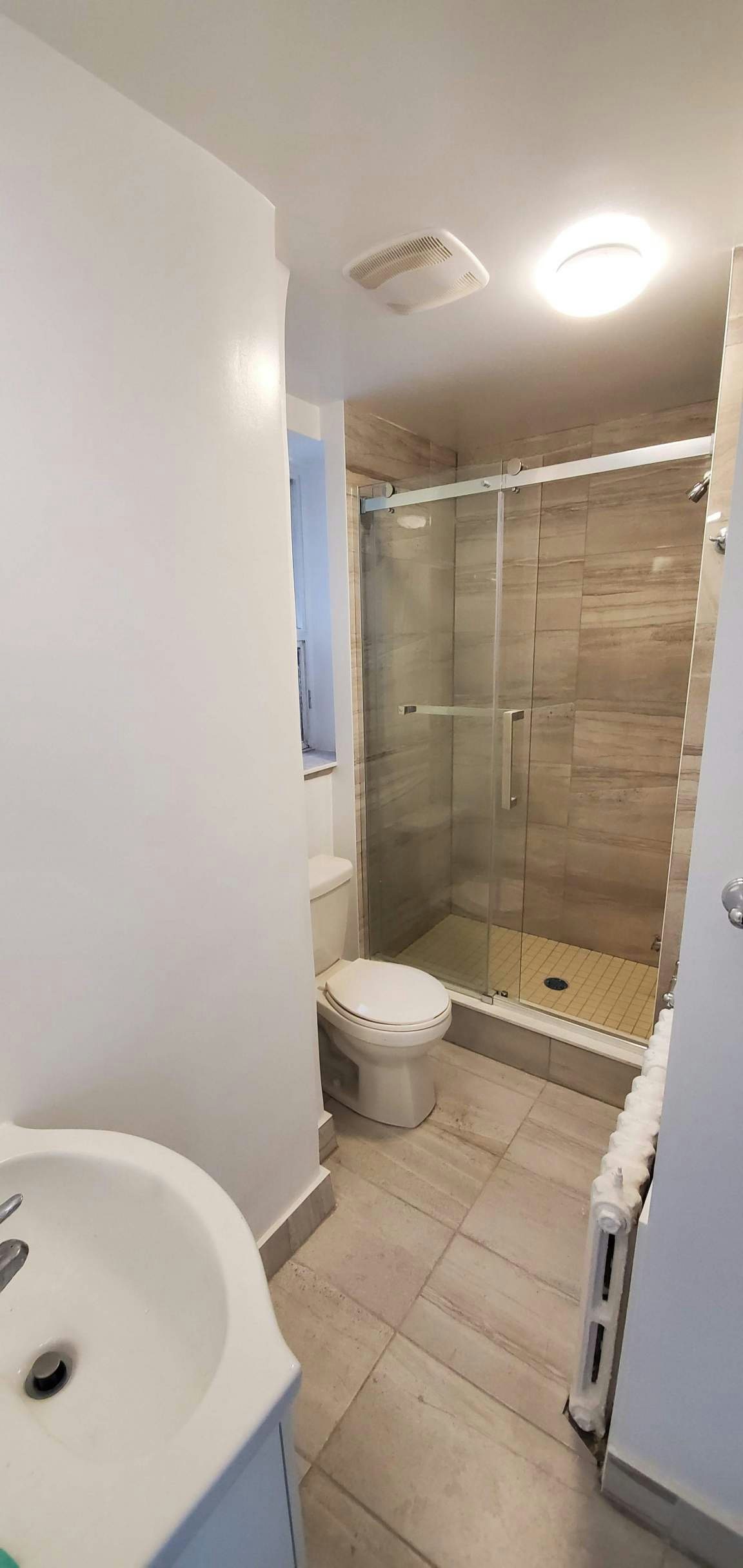 3-40 Earl Street, Toronto, ON, M4Y 1M3 - 2