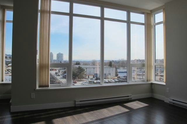 2077 Rosser Avenue, Burnaby, BC, V5C 5Y1 - 10