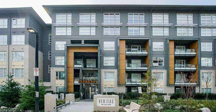 9168 Slopes Mews, Burnaby, BC, V5A 0A7