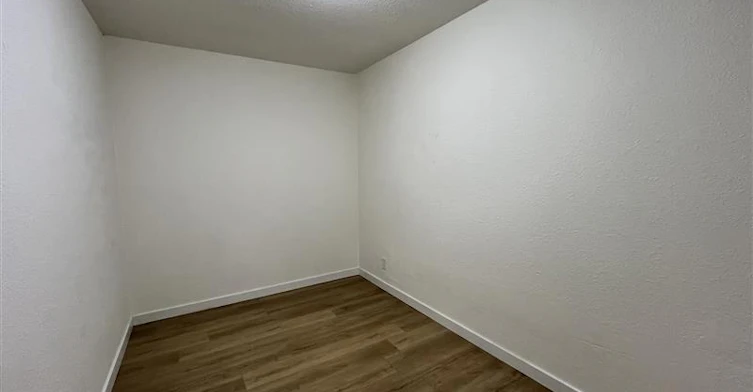 208-10181 149 Street, Surrey, BC, V3R 6A1 - 11