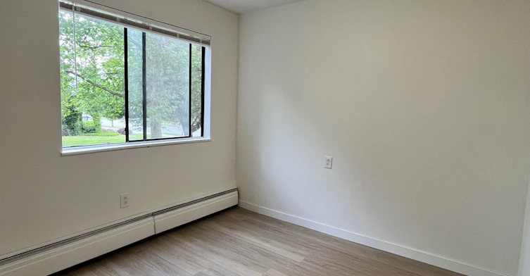 304-14831 101a Avenue, Surrey, BC, V3R 6A2 - 12