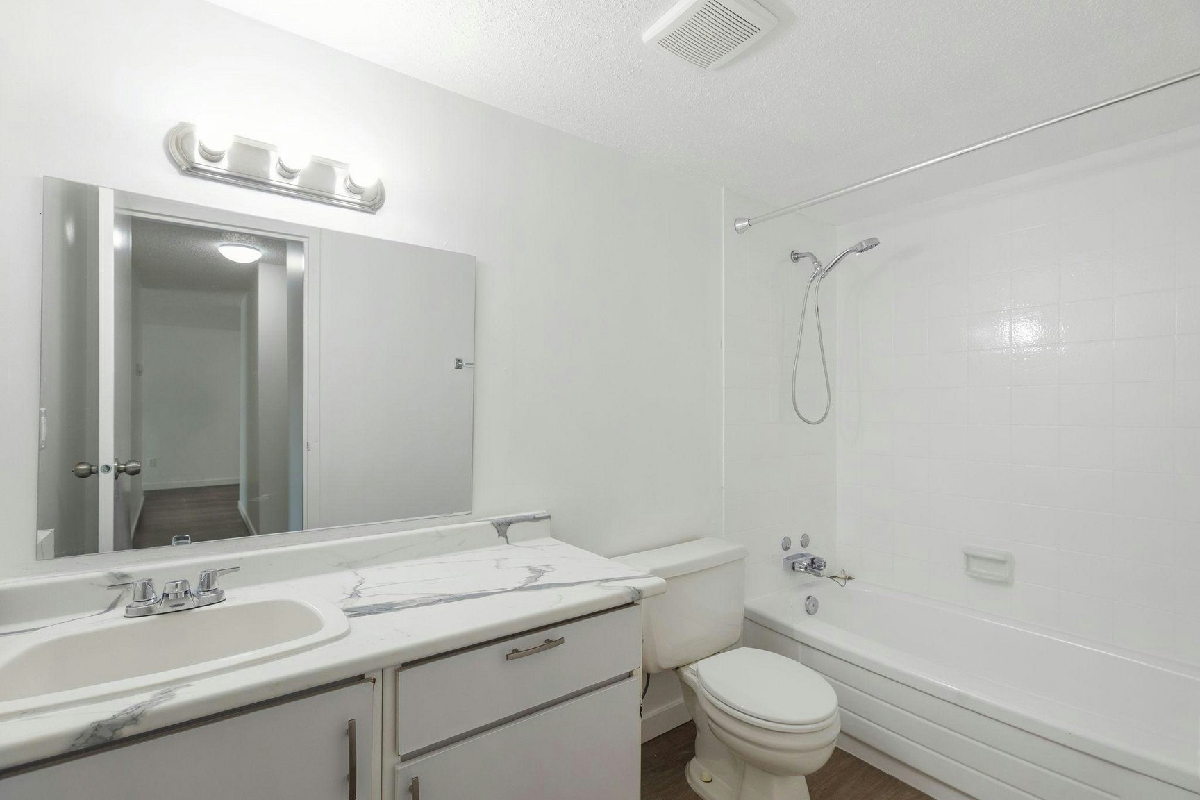 114-514 13th Street, New Westminster, BC, V3M 5Y7 - 10